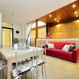 Vatican Flat Spacious Cozy With Court Appartamento Roma